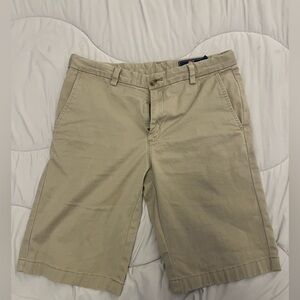 Vineyard Vines size 16 khaki shorts